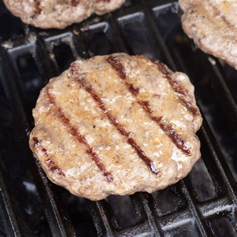 How To Make Tender Ground Beef Patties