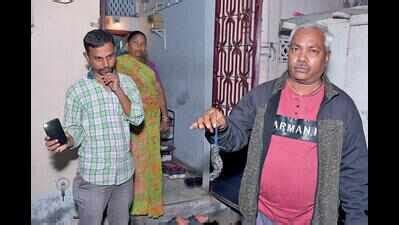 Miscreant sets house on fire using ‘petrol bomb’ | Vadodara News ...