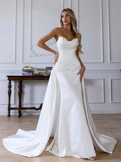 Charming Sheath Sweetheart Pleated Chapel Train Satin Corset Convertible Wedding Dress - Glamlora