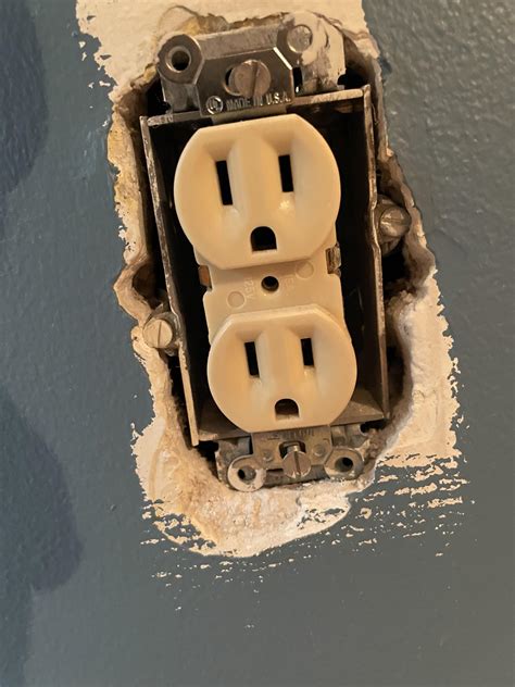 My son purchased a house, any easy tips on fixing wall outlet? 11 out ...