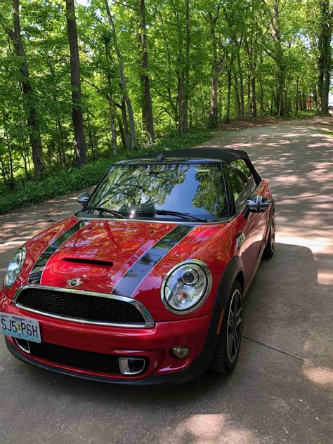 Mini Cooper S - Cars-On-Line.com