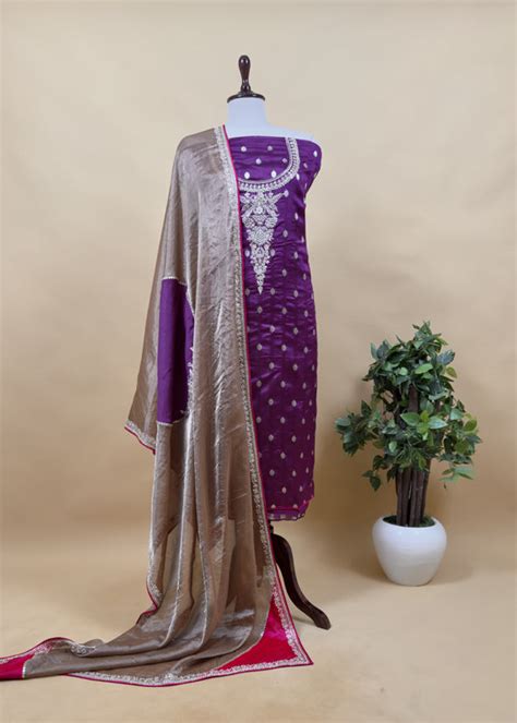 Skip to product information