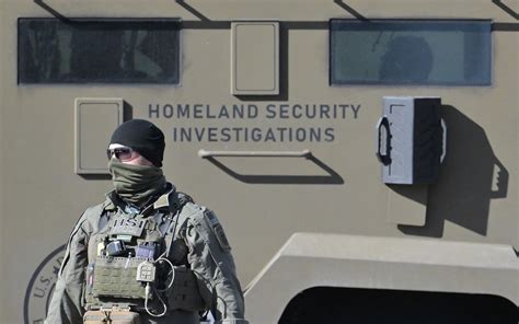 With ICE agents going door-to-door in Colorado, residents are on edge ...