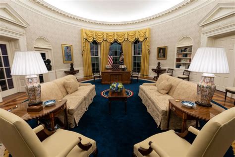 President in Oval Office 的图像结果