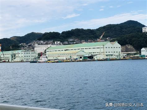日本军舰岛，一座废弃的无人岛，现在是热门观光地，岛上废墟遍地-搜狐大视野-搜狐新闻