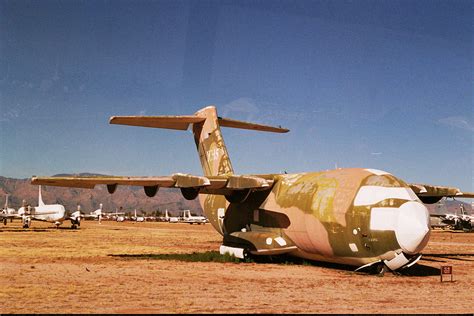 McDonnell-Douglas YC-15 — avionslegendaires.net