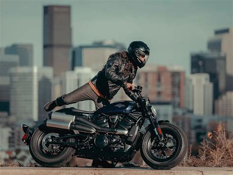 New 2025 Harley-Davidson Sportster® S Motorcycle - Specs, Price, Photos ...