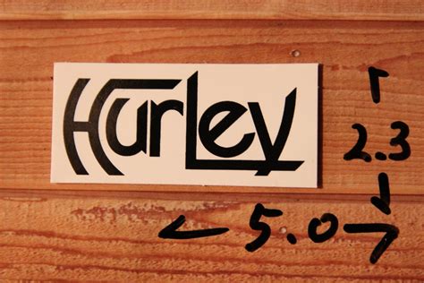 Hurley / ハーレー | かいちゅうザッカ [ アウトドア ブランド ステッカー通販のお店 ]
