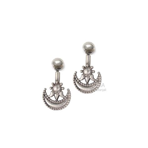Silver Bugadi – Maharashtrian Heritage in Stud Design