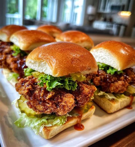 Fried Chicken Sliders: 7 Irresistible Flavor Combos – Vihaad Recipes