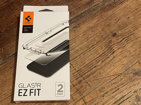 SPIGEN Screen Protector 的图像结果