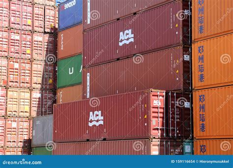 Shipping containers of ACL editorial stock image. Image of line - 159116654