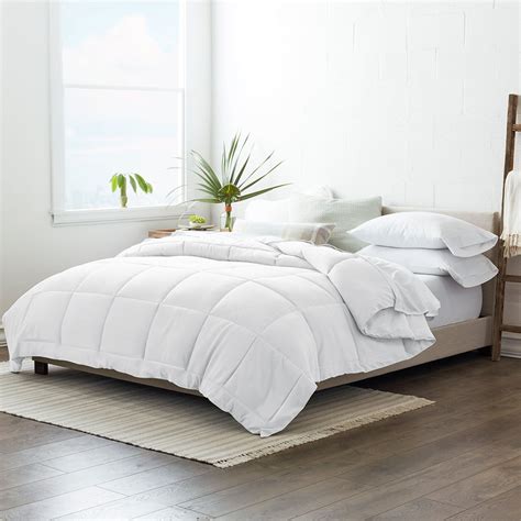 Bulk Down Alternative Comforters - King, White - Wholesale Bedding