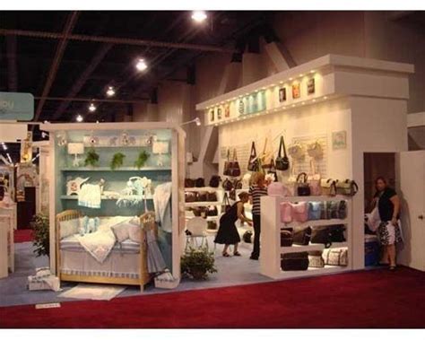 Display Designs: Customer Reviews, Stands and Services