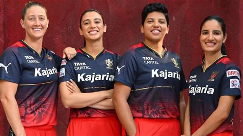 WPL 2023: Smriti Mandhana-led RCB unveil jersey for inaugural season ...