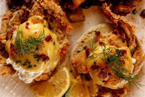 Bay Local Logo 的图像结果