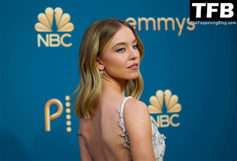 Sydney Sweeney Flaunts Nice Cleavage At The 74th Primetime Emmy Awards (48 Photos) | PinayFlixx ...