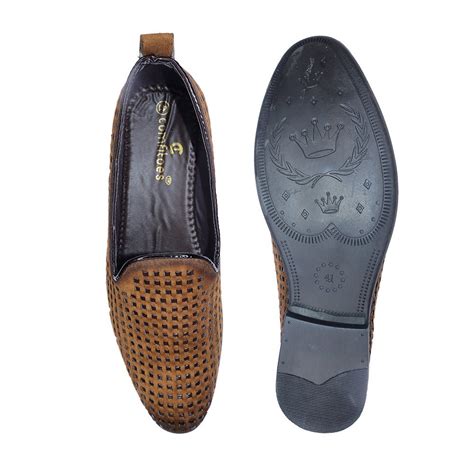 VEGAN LEATHER JUTTIS FOR MEN - Comfitoes Footwear Pvt. Ltd.