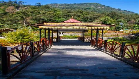 Banjhakri Falls Is Sikkim's Natural Beauty You Can Visit In 2026