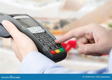 Image result for How to Pay Using a Credit Card Machine
