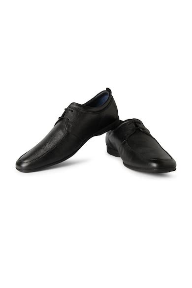 Buy Men Black Formal Shoes Online - 39637 | Louis Philippe