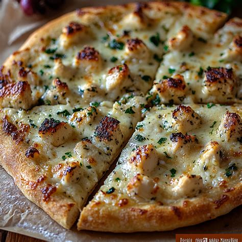 Chicken Alfredo Garlic Bread