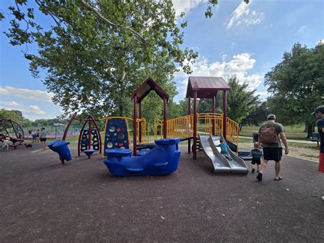 Play St. Louis: Francis Park, St. Louis City