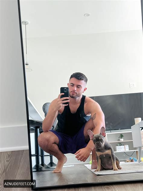 CHRIS VIOLA Feet - AZNudeFeet Men