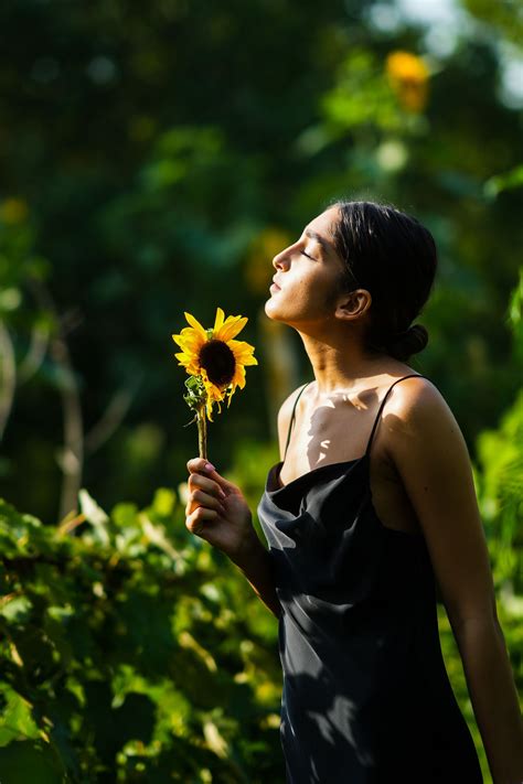 No, toxic positivity is not the same as gratitude—here's how to know ...