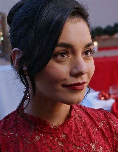 7 cosy Christmas romcoms on Netflix that feel like a warm hug