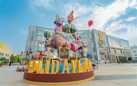 Say Hello To Cirque De Phoenix, Phoenix Marketcity Bangalore’s Biggest ...