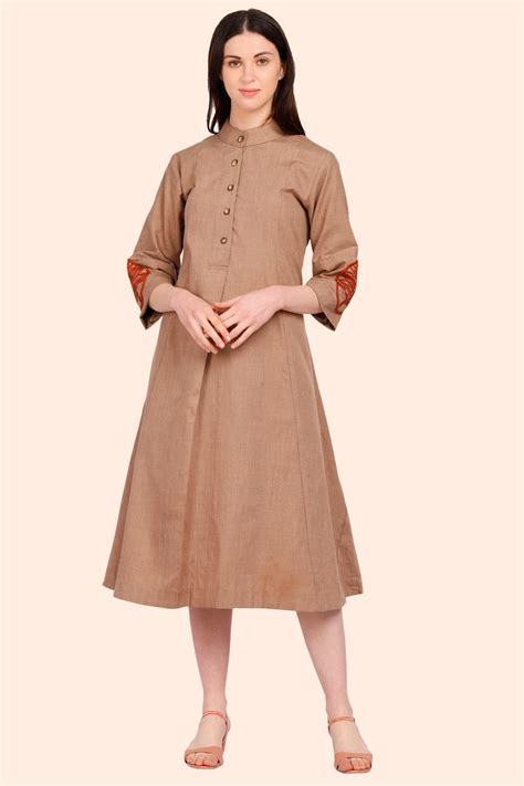 AMODINI WINTER WEAR BROWN WOOLLEN HIGH NECK EMBROIDERED KURTA – Amodini