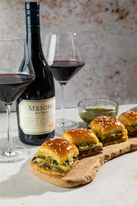 Meiomi Red Blend & Chimichurri Sliders | Meiomi Wines