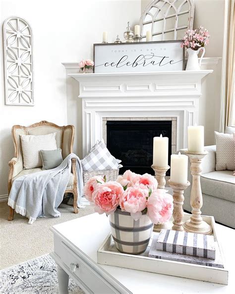 15 Charming Farmhouse Spring Home Decor Ideas