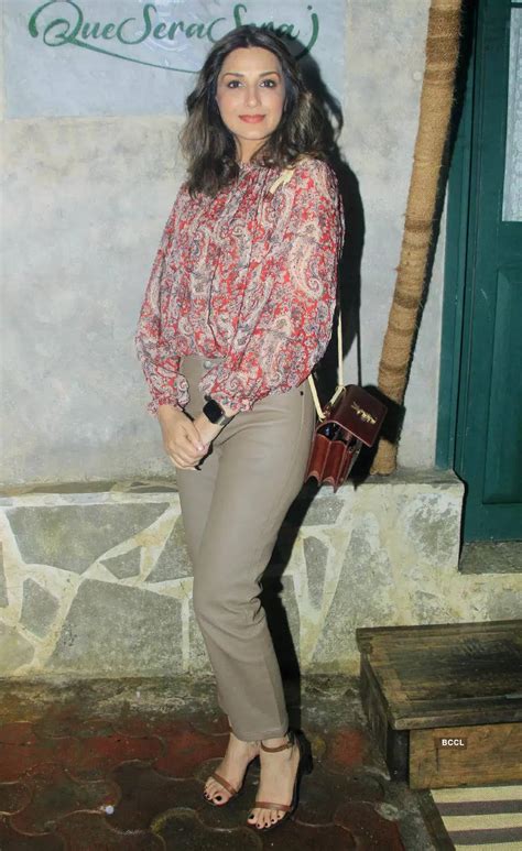 Fun-filled inside pictures from Huma Qureshi’s 37th birthday party with ...