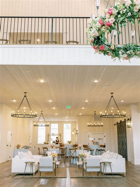 Luxury Destination Wedding at River Bottoms Ranch | Timeless June Celebration