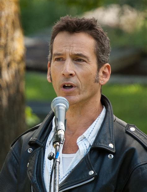 Frases de Steven Heighton | Frases de famosos