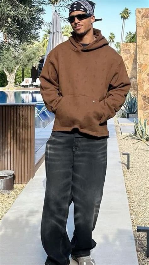 baggy jeans brown hoodie bandana in 2025 | Hoodie outfit men ...