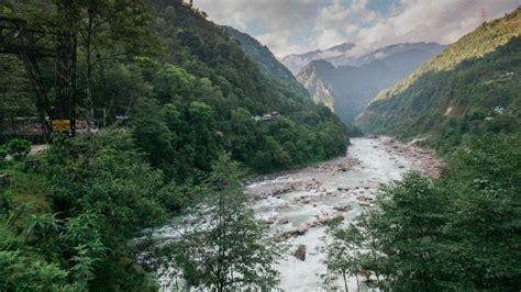 Sikkim: Father jumps into river with infant daughter in Gyalshing ...