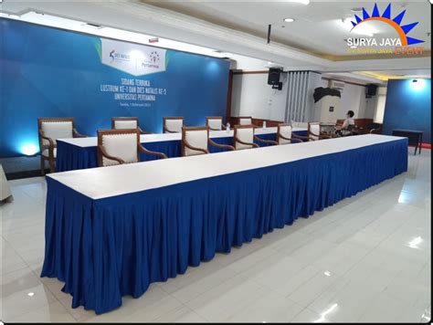 Sewa Meja Bercover Mewah Di Jakarta Selatan Siap Antar