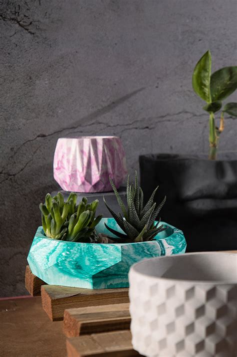 Premium ashtrays | Pot planters | Desk organizer | Greyt