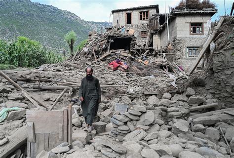 Afghanistan earthquake kills more than 800, flattens villages