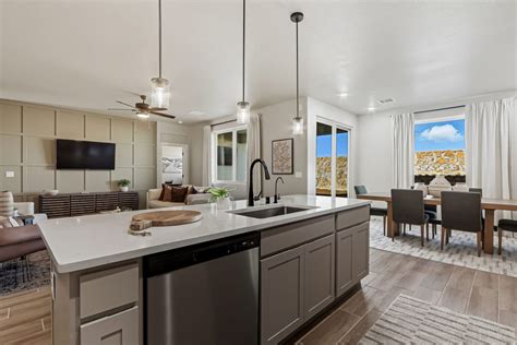 The Franklin Floor plan - Enchanted Series - Desert View Homes - New Home