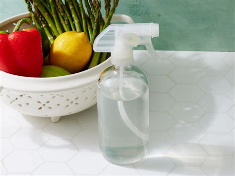 Vinegar-Based Fruit and Veggie Wash Recipe