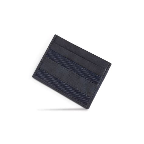 Top Travel Accessories for Comfortable Journeys | EUME World