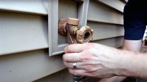 What is a Freeze Proof Outdoor Faucet and How Does It Work? | Phyxter ...