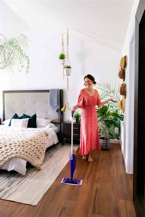 Swiffer Wetjet Hardwood Floor Mopping Cleaning Starter Kit | Floor Roma