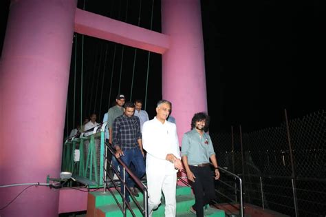 CM KCR Cricket Trophy Launch : సీఎం KCR క్రికెట్ ట్రోఫీని లాంచ్ చేసిన ...