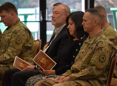 Signal Corps receives new top enlisted leader | Article | The United ...