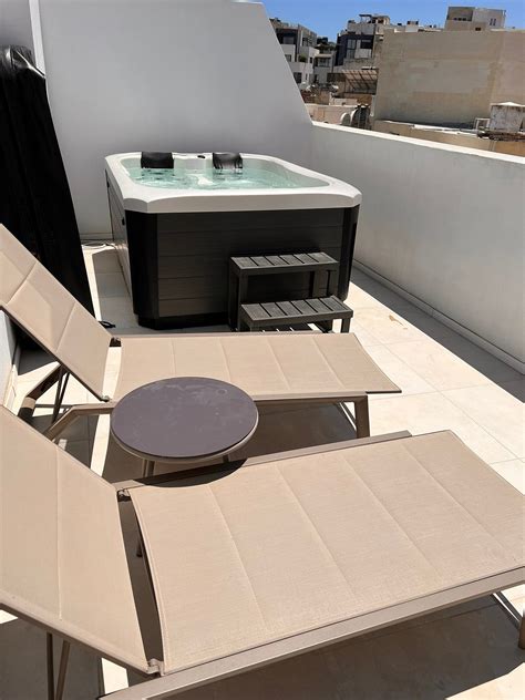 AMERY HOUSE (Malta/Sliema) - Hotel Reviews, Photos, Rate Comparison ...